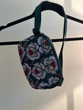 Vera Bradley Lotus Sea Moss Print Mini Belt Bag